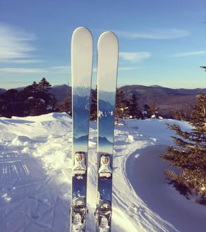 Image post by @j_skis on Instagram