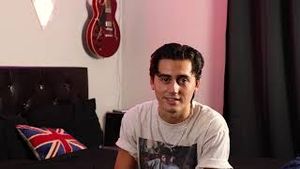 Video post by @isaakpresley on YouTube