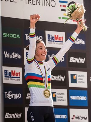 Image post by @wmncycling on Instagram