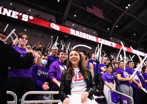 Image post by @lolowithrow on Instagram