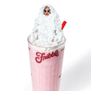 Image post by @friendlys on Instagram