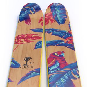 Image post by @j_skis on Instagram