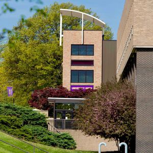Image post by @westerniluniv on Instagram