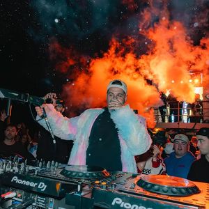 Image post by @djcosta on Instagram
