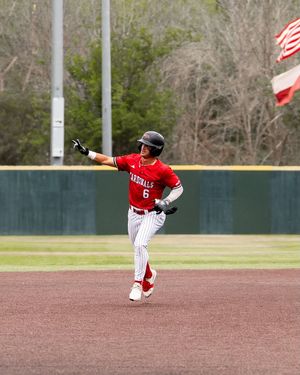 Image post by @uiwbaseball on Instagram