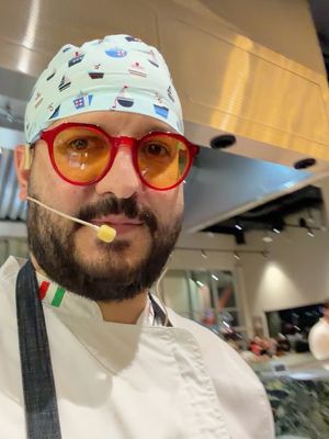 Image post by @chefbezosgourmet on Instagram