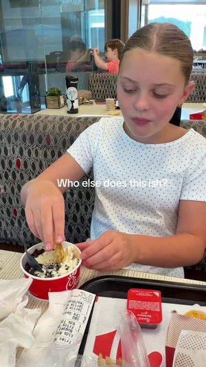 Video post by @chelswaterwall on TikTok