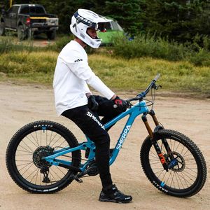 Image post by @ridesherpa on Instagram