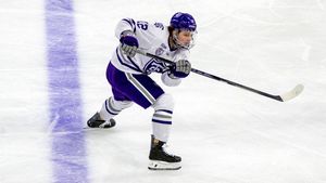 Image post by @CCHAHockey on Twitter