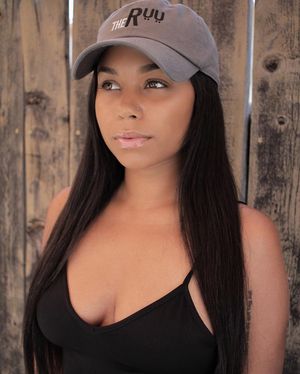 Image post by @cheynotshy on Instagram