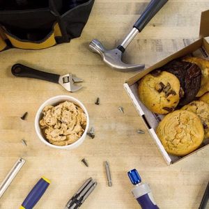 Image post by @insomniacookies on Instagram