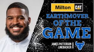 Image post by @UBFootball on Twitter
