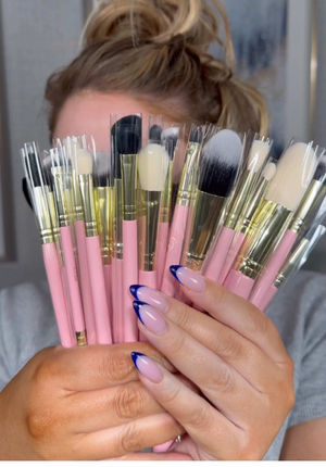 Video post by @beckymorganmakeup on TikTok
