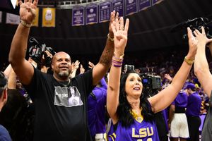 Image post by @LSUBasketball on Twitter