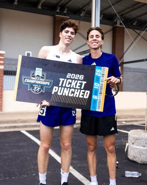 Image post by @uwtrack on Instagram