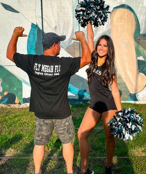 Image post by @eaglescheer on Instagram
