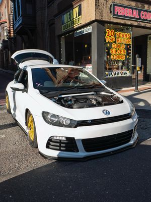 Image post by @thehoonigans on Instagram