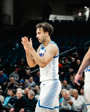 Image post by @DePaulHoops on Twitter
