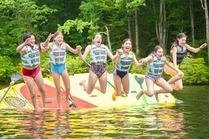 Image post by @poconosprings on Instagram