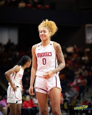 Image post by @_ohheytiff on Instagram