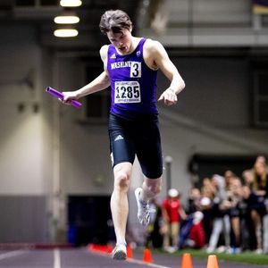 Image post by @uwtrack on Instagram
