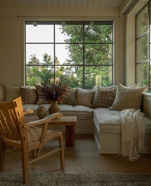 Image post by @shoppeamberinteriors on Instagram