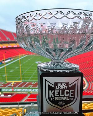 Image post by @budlight on Twitter