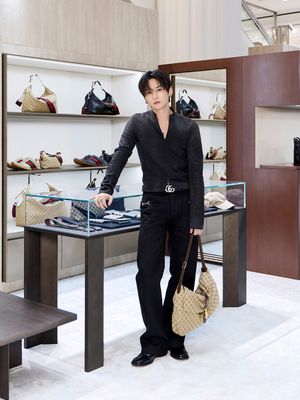 Image post by @harpersbazaarkorea on Instagram