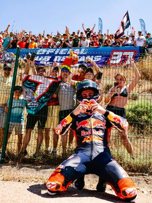 Image post by @37pedroacosta on Instagram