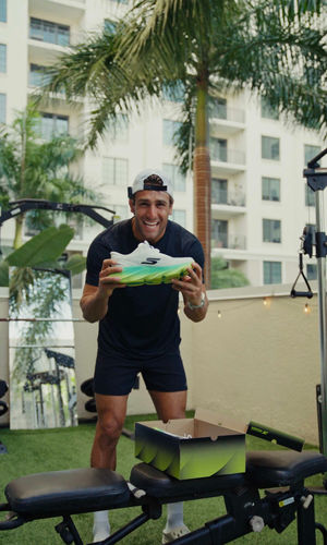 Video post by @skechers on TikTok