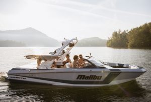 Image post by @malibuboats on Instagram