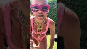 Video post by @shop.with.caroline on YouTube