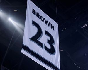 Image post by @LAKings on Facebook