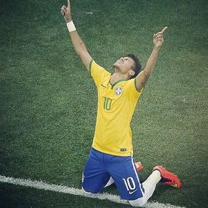 Image post by @neymarjr on Instagram
