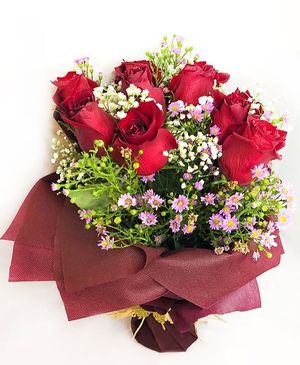 Image post by @sayitwithflowerspk on Facebook
