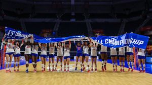 Image post by @GatorsVB on Twitter