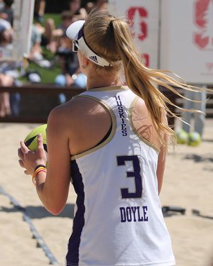 Image post by @uw_beachvb on Instagram