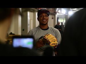 Video post by @wilsonballgloves on YouTube