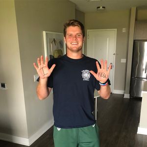 Image post by @samdarnold on Instagram