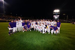 Image post by @LSUCoachJ on Twitter