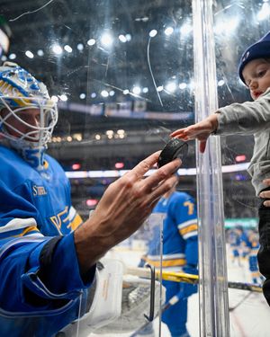 Image post by @stlouisblues on Instagram