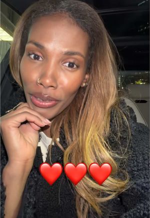 Video post by @thelipbar on TikTok