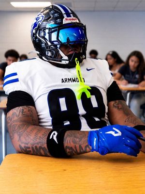 Image post by @phenomelite on Instagram