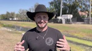 Video post by @monsterjam on YouTube