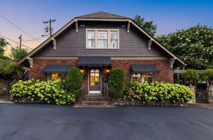 Image post by @samgrayrealestate on Instagram