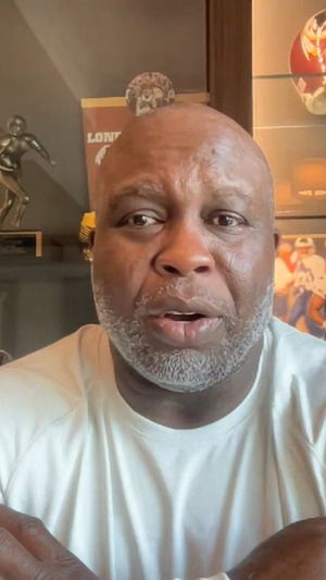 Video post by @Commanders on Facebook