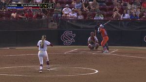 Video post by @GamecockSoftbll on Twitter