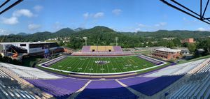 Image post by @CatamountsFB on Twitter