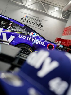 Image post by @teamhendrick on Instagram