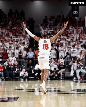 Image post by @gobearcatsmbb on Instagram